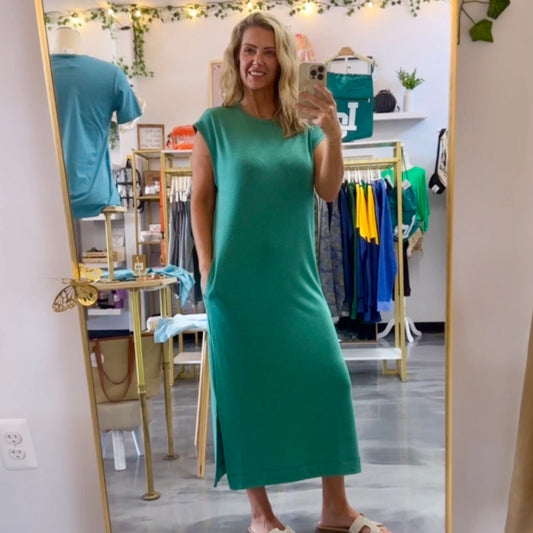 Sleeveless Pocket Midi T-Shirt Dress (Green)