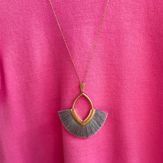 Cheap Frills Necklace (Grey)