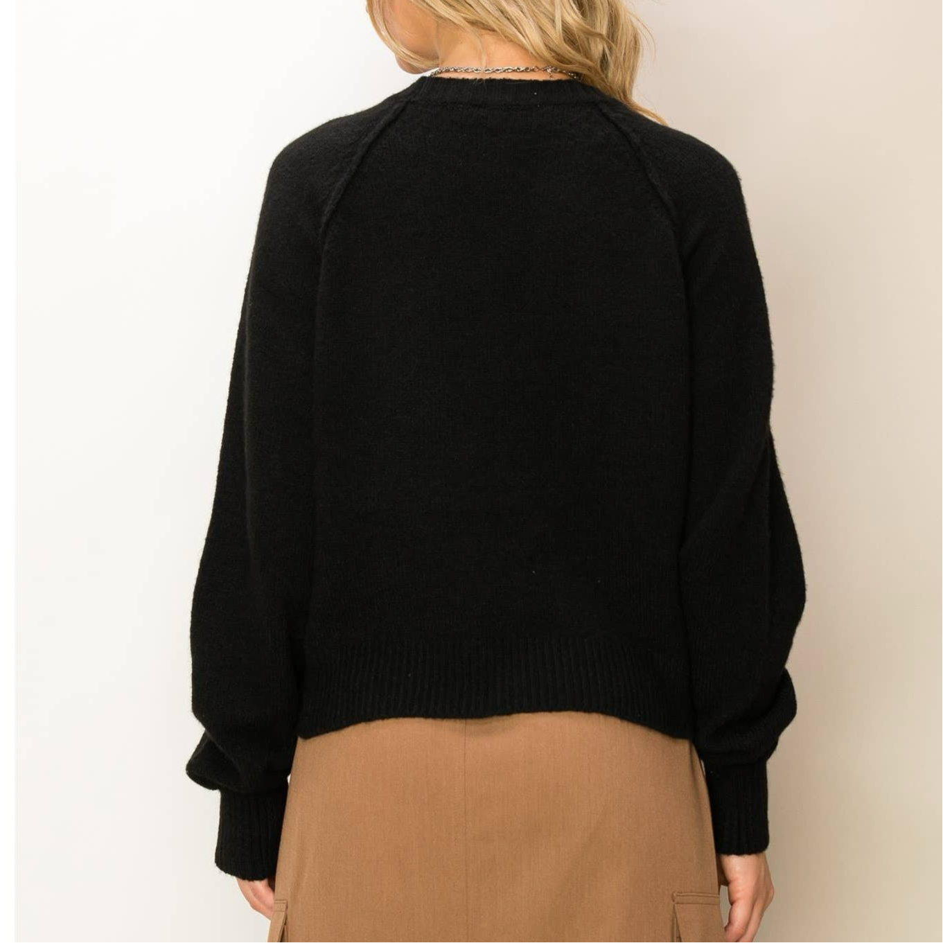 Raglan Sleeve Sweater (Black)