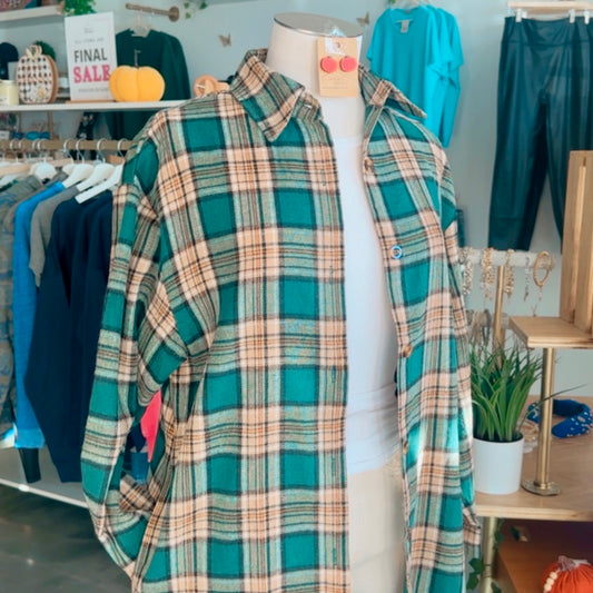 Hunting Wives Plaid Shacket (Green)