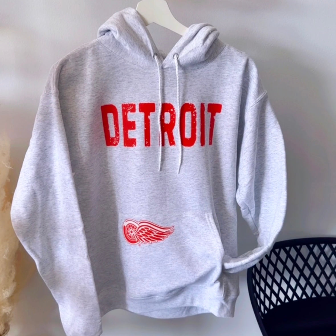 DETROIT Hoodie (Grey/ Red)