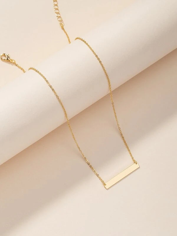 Keep It Simple Gold Bar Necklace